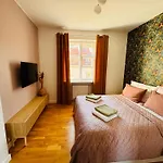 Apartman Miodowa Old Town Residence, Historic Royal Route Varsó