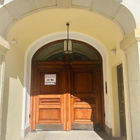 Miodowa Old Town Residence, Historic Royal Route * Warsaw