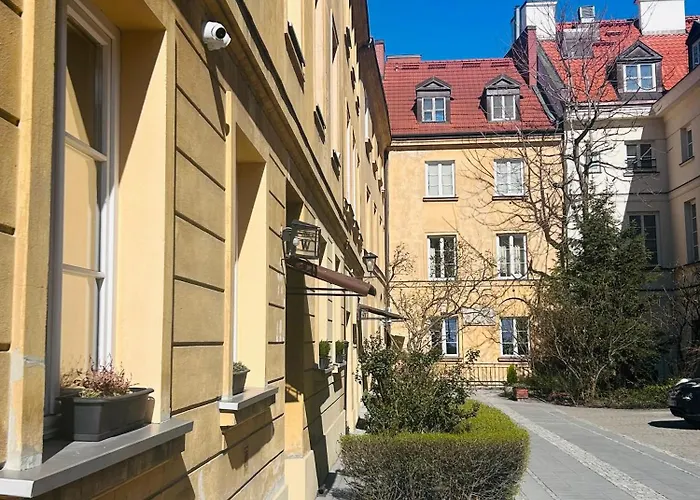 Miodowa Old Town Residence, Historic Royal Route *